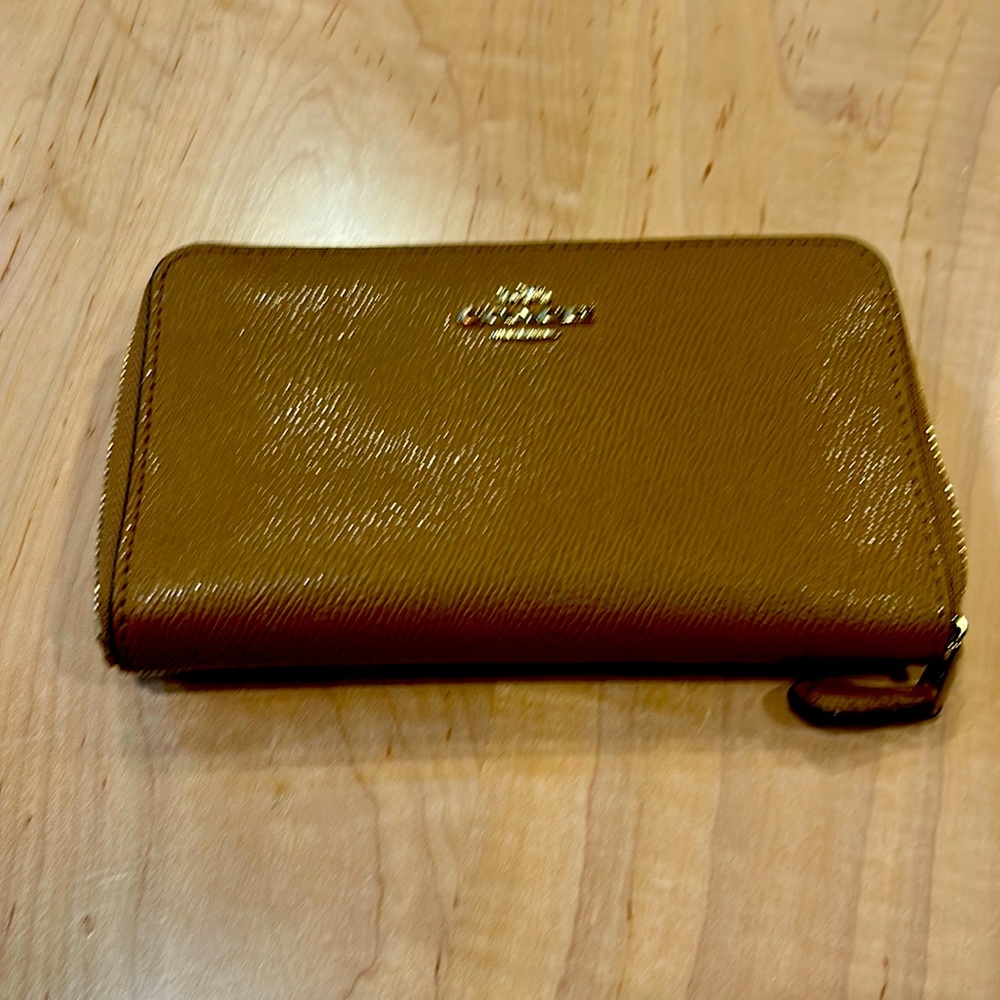 NWOT Coach Wallet